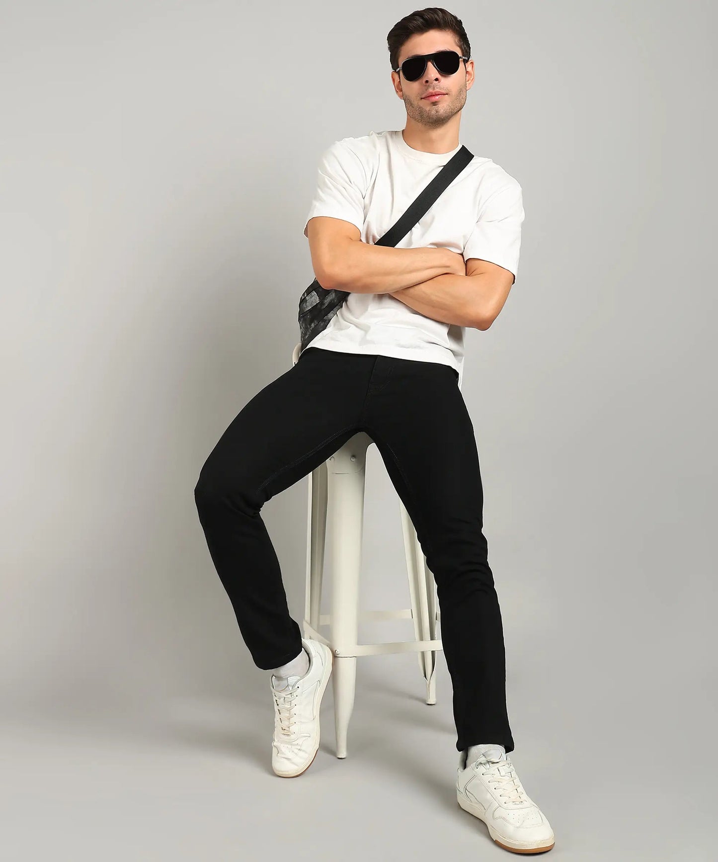 DENIMOR Relaxed Fit Men Black Jeans DENIMOR